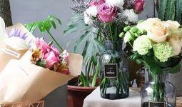 男朋友送的第一束鲜花娱乐吃瓜酱,男友送首束鲜花，揭秘甜蜜背后的吃瓜酱之谜