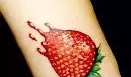 网红吃瓜视频纹身,纹身背后的故事与潮流