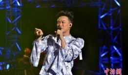 陈奕迅回港爆料了吗视频