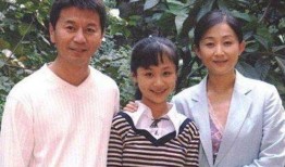 杨紫的妈妈爆料视频,揭秘明星家庭日常