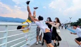 逗乐爆料视频大全,视频大全笑料横生，欢乐无限